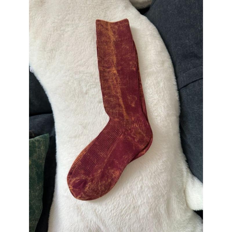 Retro Red Women's Mid-calf Socks, Sand-washed and Aged, Rustic Style Double-needle Mid-calf Socks, Men's and Women's Pile Socks