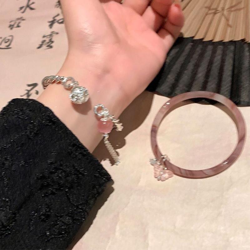 Creative Chinese Style Retro Tassel Bells Bangle For Women Girl  Sweet Cute Bracelet Kawaii Beauty Bracelet