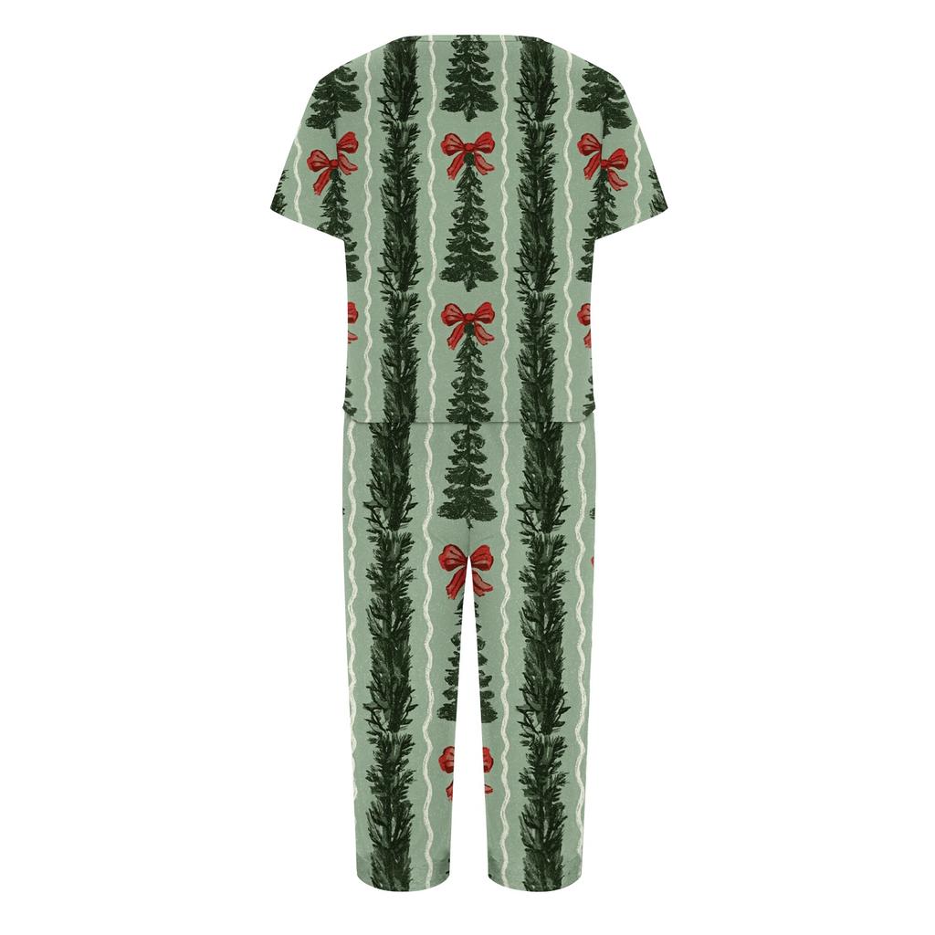 Women's Two-Piece Outfit Set with Christmas Print Short Sleeve Top and Pants
