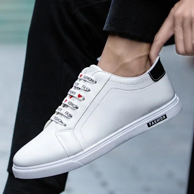Fashion White Men Leather Sneakers Designer Flats Male Casual Shoes Outdoor Solid Sports Shoes for Men New Platform Tenis Masculino