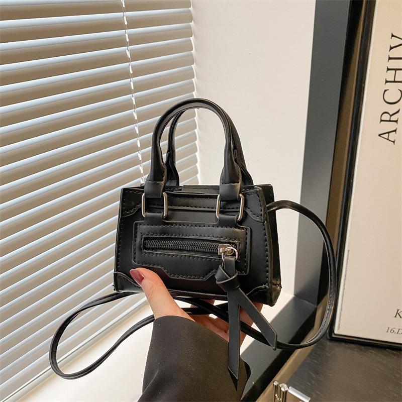 

Niche design trend mini bag new high-end texture shoulder messenger bag portable small square bag