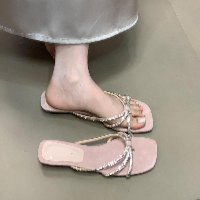 Thin strap rhinestone beach pink cool slippers 2025 new summer vacation one-word woman
