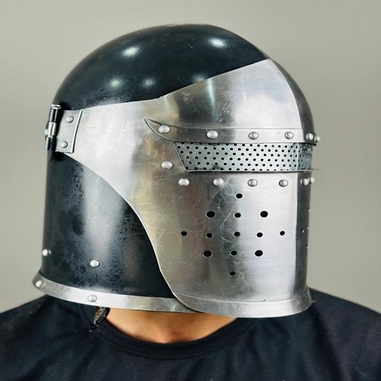 Barbuta Helma s hledím Středověký rytíř 18g Měkká ocel Helma Cosplay Halloweenský kostým Barbuta Válečná helma Nejlepší dárek