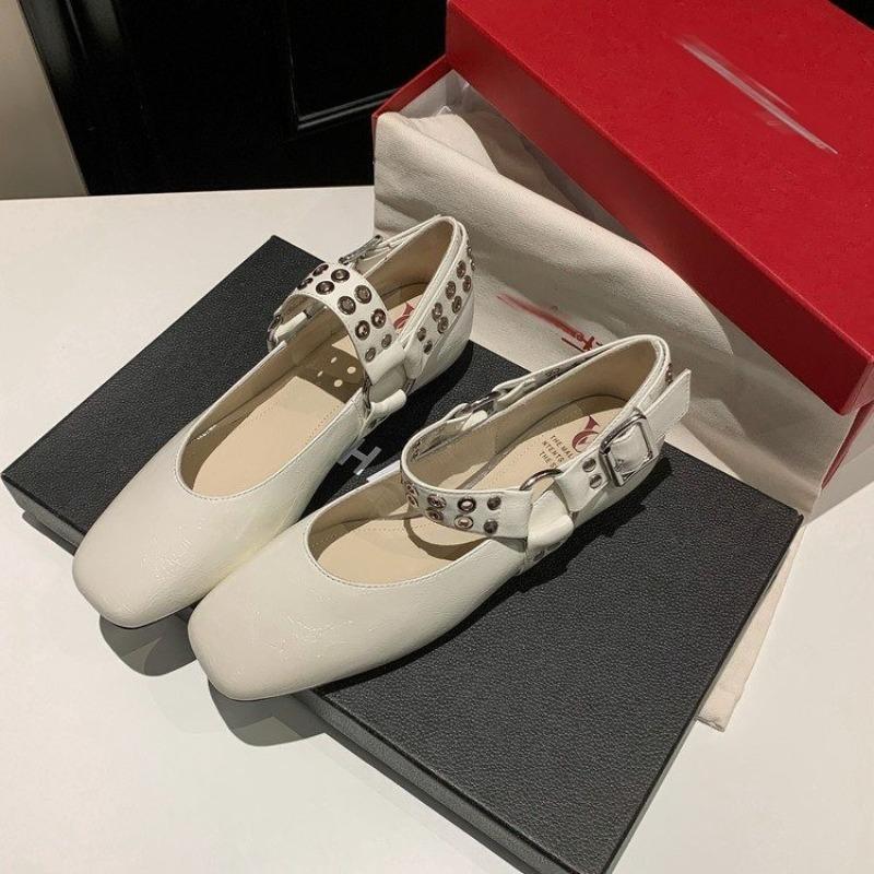 Fashion 2025 New Summer Sandals Fashion Casual Flats Women Shoes Casual Flats Concise Genuine Leather Zapatos De Mujer Size 35-40 Hot