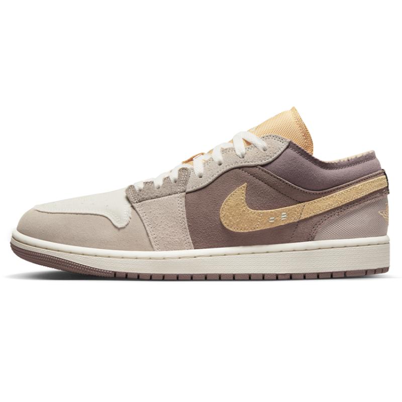 

Air Jordan 1 Low Se Craft Inside Out Taupe Haze Jordan DN1635-200 44