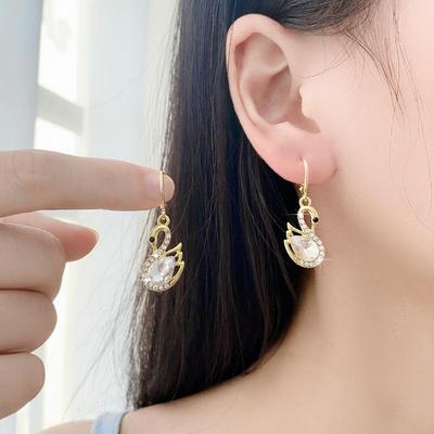 Swan Diamond Pendant Earrings: Luxury European and American Style, High-End Animal Design Fashion.