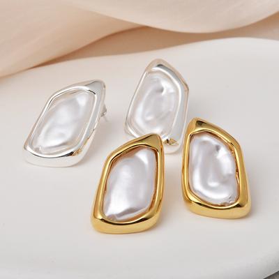 Boucles d'oreilles Puces Coquillage Baroque Vintage pour Femmes Or Rétro Premium Délicates Polyvalentes Statement Bijoux de Mode Cadeau