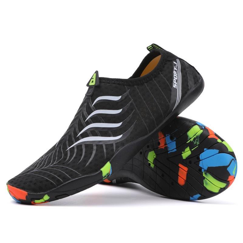 Unisex Quick-Dry Water Shoes River Trekking Swimming Beach Walking Lightweight Breathable Slip-On Outdoor Sandals