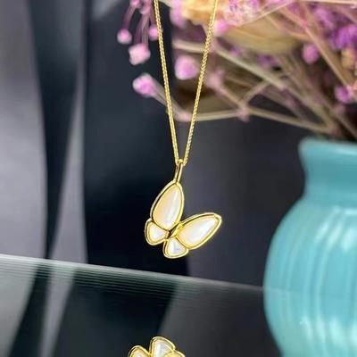 18K Gold Weiß Shell Schmetterling Anhänger Perlmutterfalter Damen Einfache AU750 Anhänger Halskette