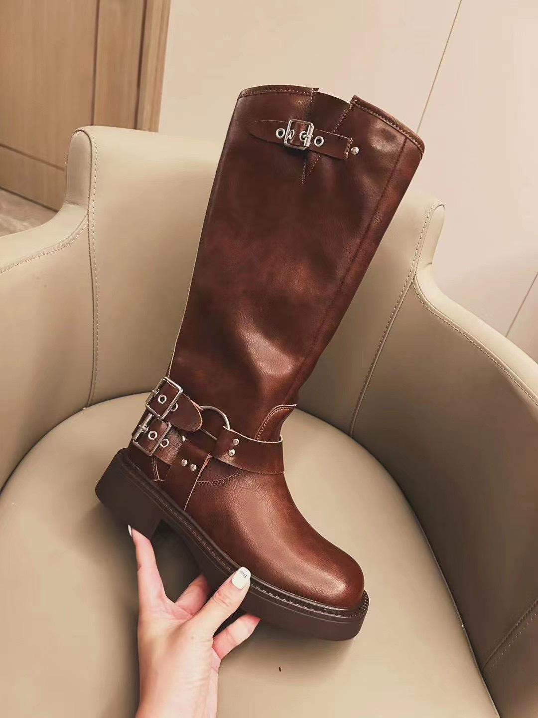 

Fashion Vintage Brown and Black Ladies Knight Boots Block Heel Boots Metal Strap Buckle Platform Large Size Retro Fashion Women s Boots 39 темно-коричневого