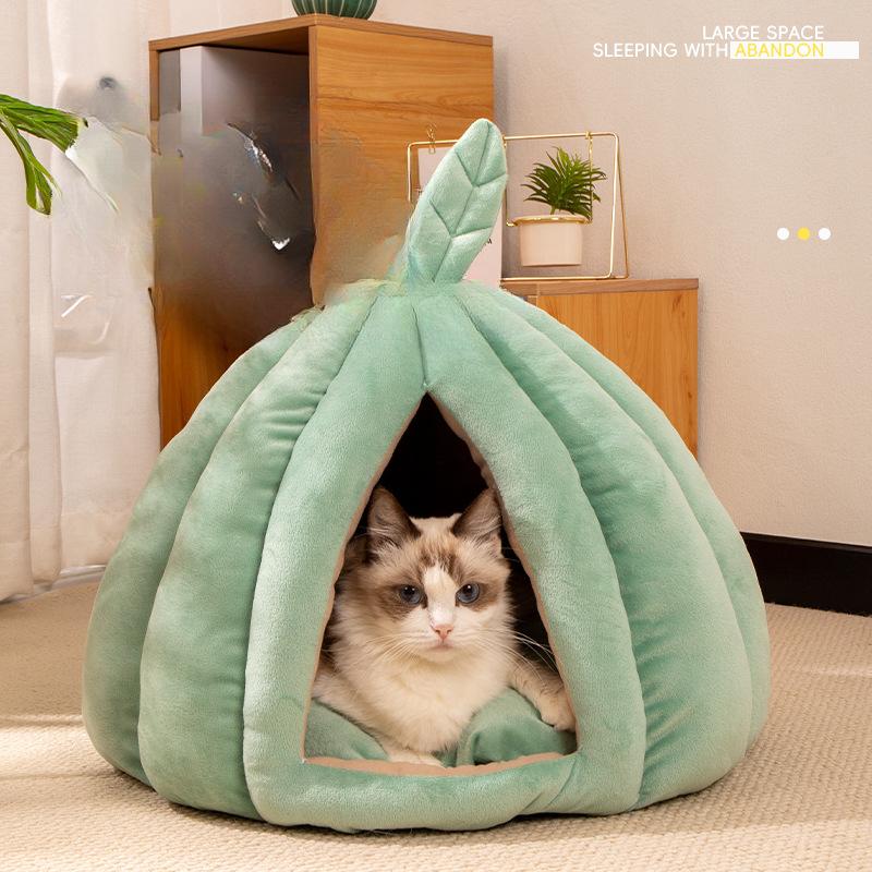 Nido per Gatti Caldo in Inverno Adatto a Tutte le Stagioni Zucca Dormiente Semi-chiusa Caldo e Rimovibile Nido per Gatti in Peluche, Nido per Animali Domestici