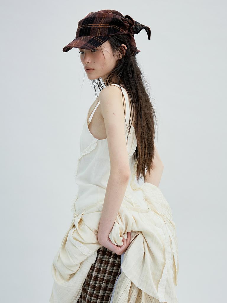 Eosseomnijeu Scarf Cap_Check Brick