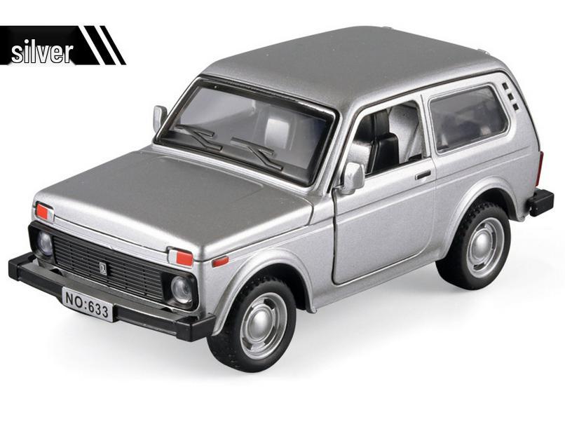 Boxed 1:32 Lada Jeep Alloy Car Model Toy with Pull-Back, Sound, and Light.
