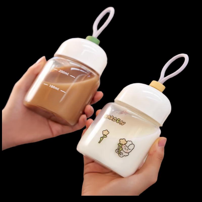 

Shangqi Cute Chubby Portable Shaker Bottle