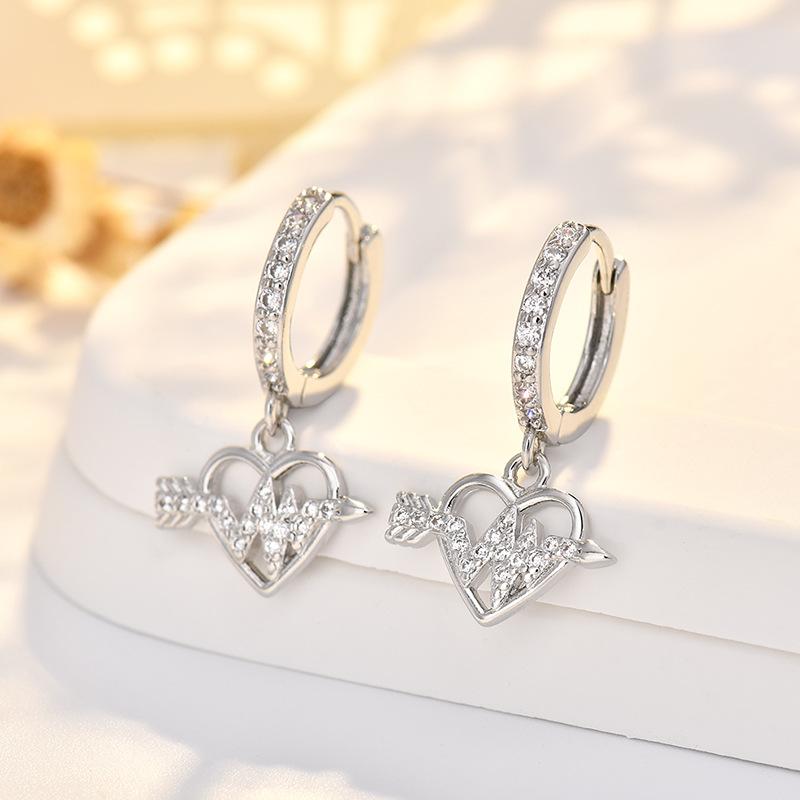 Gold Plated Heart Shaped Earrings for Women with Zirconia Embedded Copper Jewelry Clip On Fashion Accessories