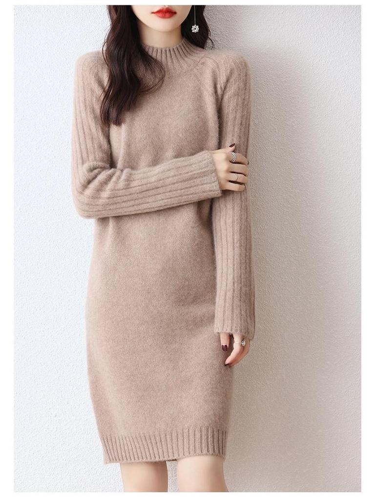 Damska sukienka dzianinowa w stylu koreańskim, dopasowana, 100% wełna - Półwysoki dekolt, pogrubiona na jesień/zimę