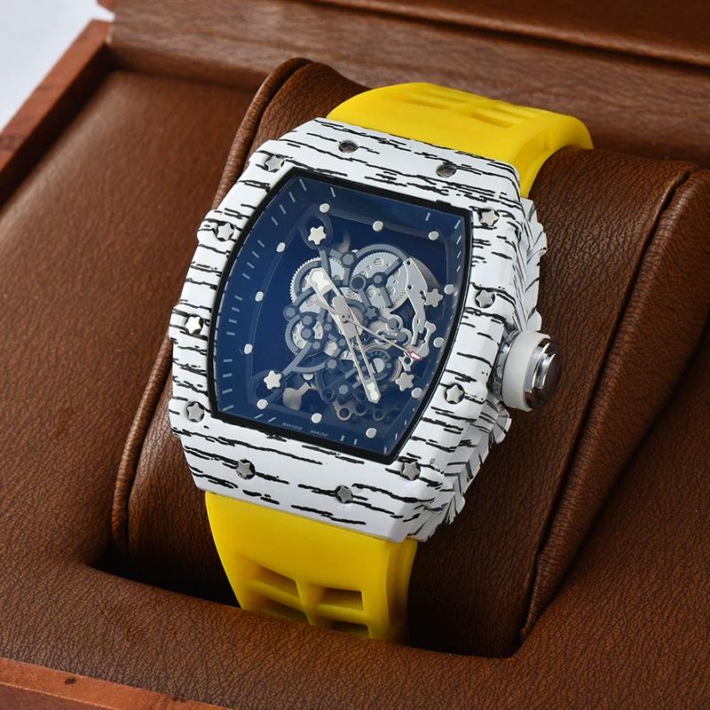 Precision Quartz Watch Stylish Wood Grain Watch Business Carbon Fiber Grain Quartz Watch Classy Creative Fashion Simple Clock