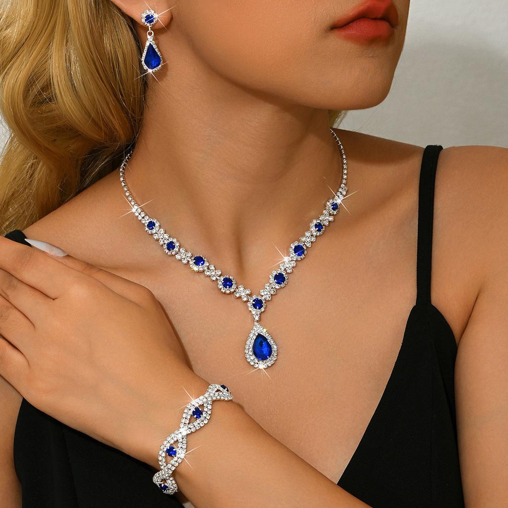 Women's Fashion Sunflower Design Jewelry Set with Light Luxury Style and Elegant First Accessories for Women