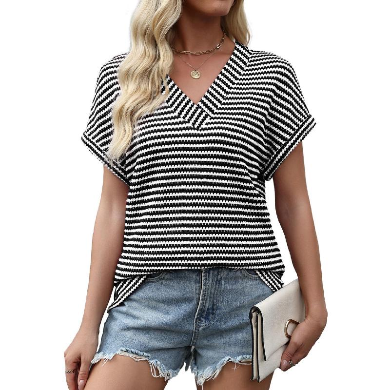 2026 Loose Women's Casual Striped Textured Short-Sleeve Summer New V-Neck Knit T-Shirt Women's Clothing