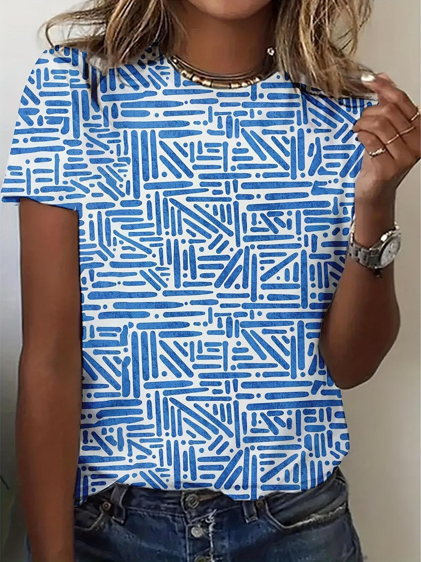 

A T-shirt with a White Background and Blue Abstract Lines. Stylish and Simple. This a Printed Casual Top Features a Round Neck and Short Sleeves. Maki L дубильна кора