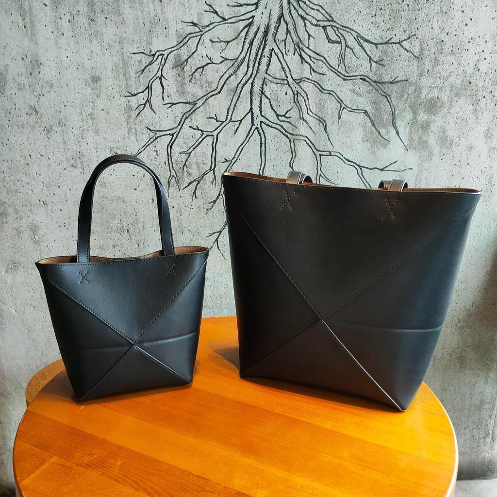 High-Quality Top Layer Cowhide Geometric Folding Tote Bag with Large Capacity