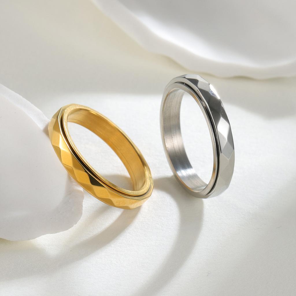 4mm Stainless Steel  Ring Wedding Engagement Band Rose Golded/Silvery Multi Faceted Fashion Band