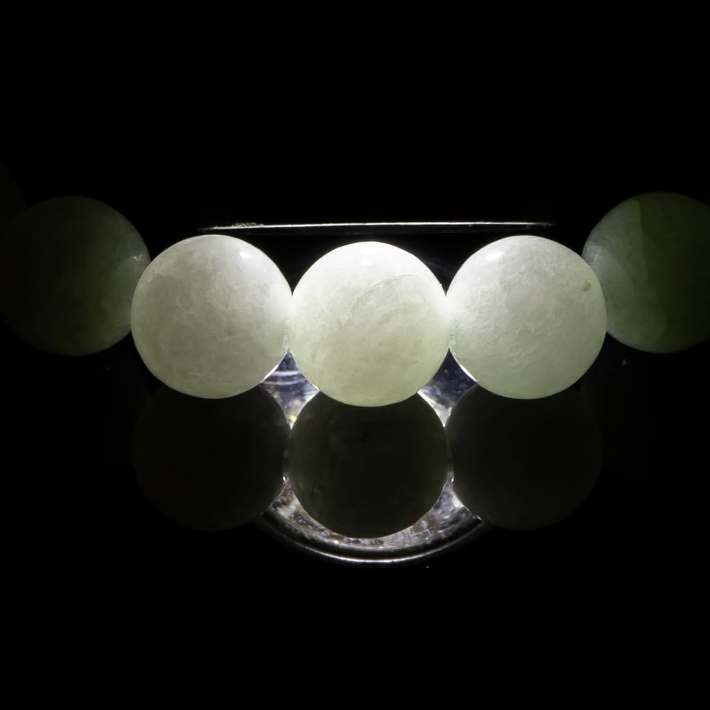 13cm White Itoigawa Natural Jadeite Japanese National Jomon Power Stone Jadeite Workshop Special Paulownia Wood Quality Certificate ABR0882 (6mm