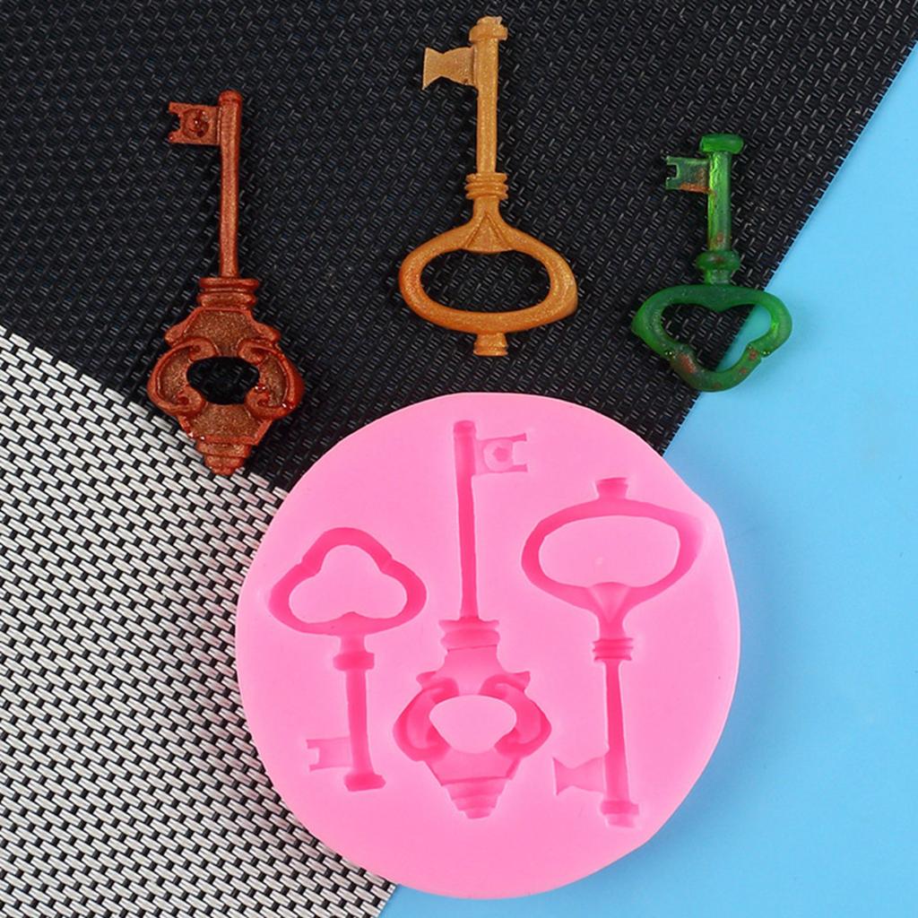 Vintage Resin Keychain Pendant Mold In Unique Key Design For Personalized Bag Decoration Crafting And DIY Projects
