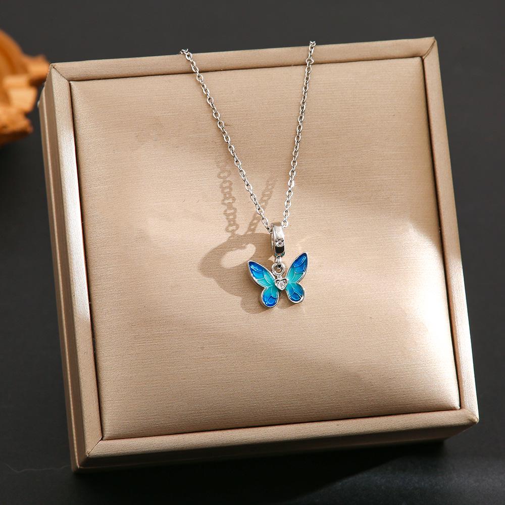 Women's Silver Titanium Steel Necklace with Micro-Inlaid Zircon - Elegant, Durable Clavicle Chain Jewelry