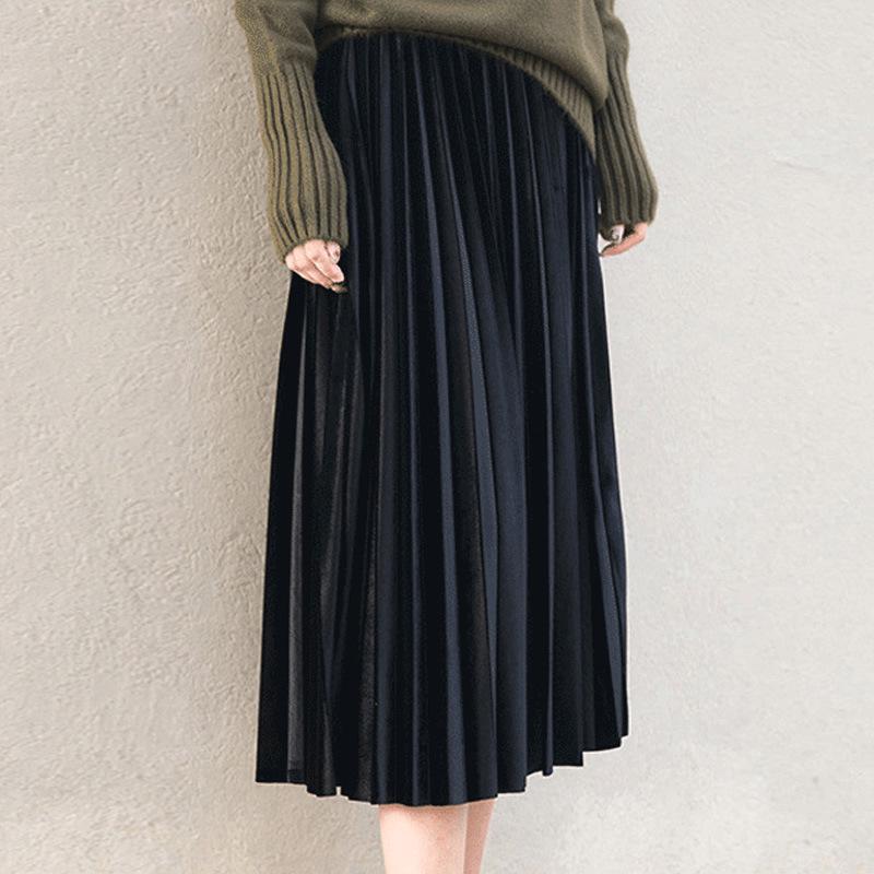 Elegant Pleated Mid-Length Skirt: Spring/Autumn, Solid Color, Elastic Waist, Loose Fit, Plus Size.