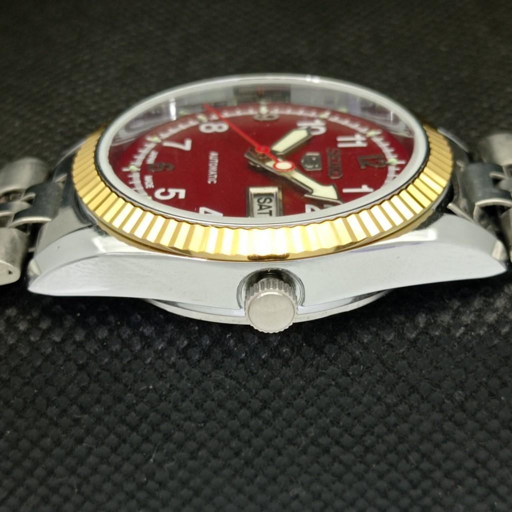 BRUKT SEIKO 5 AUTOMATISK JAPAN HERRE KLOKKE SJELDEN GYLDEN URVERK 575a-a304886-9 SKU575a-a304886