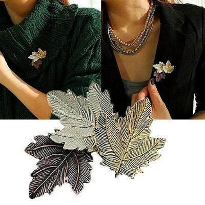 Vintage Three Leaves Brooch Pin Scarf Sweater Dress Women's Decor Gift ARI