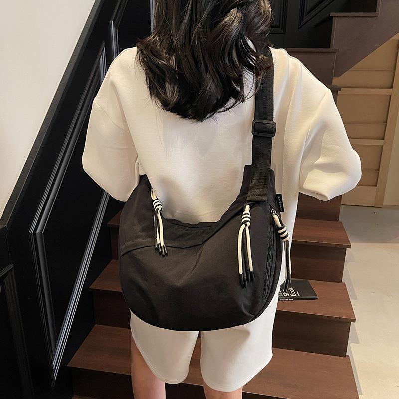 2025 Versatile Large Capacity Crossbody Dumpling Bag - High-End Casual Commuter Tote чёрный