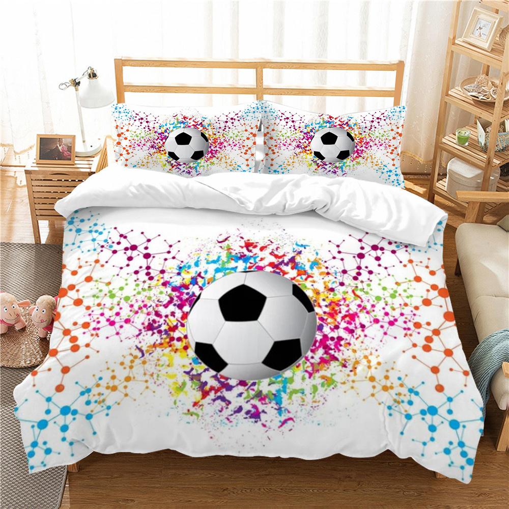 

Новые модные постельные принадлежности, комплект с наволочкой, футбольная картина, пододеяльники, футбол, королевский размер, односпальные кровати для дома, роскошные комплекты EU Single 135x200cm