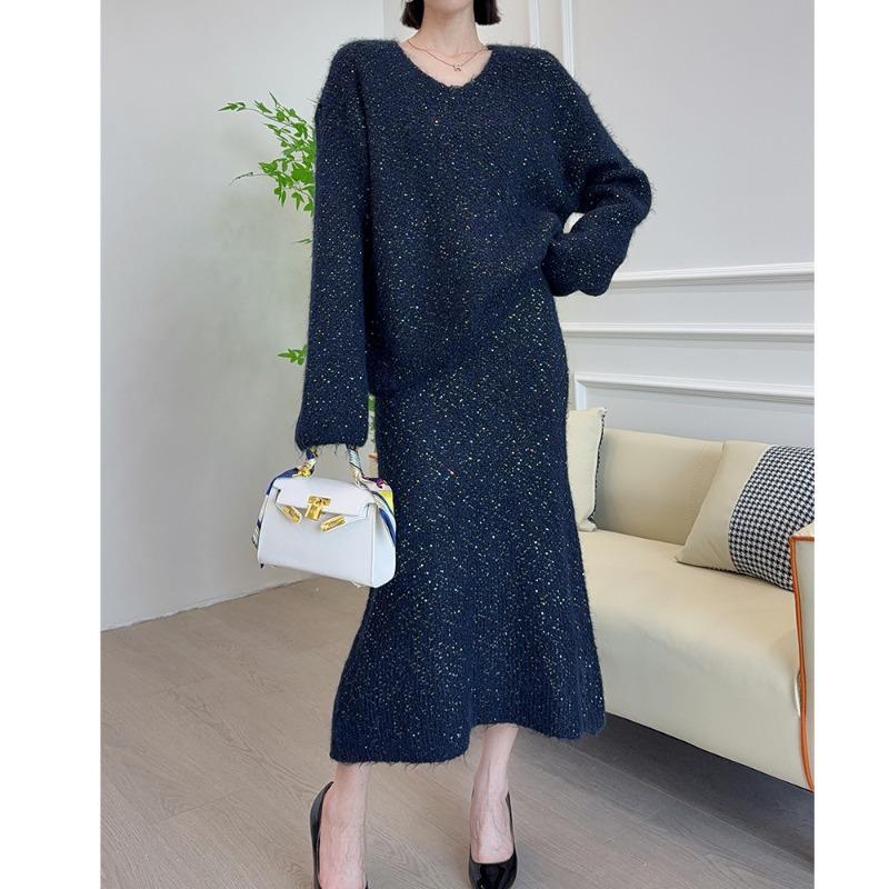 Celebrity sweater jumper fishtail skirt two-piece set autumn and winter bright silk design knitted sweater set women