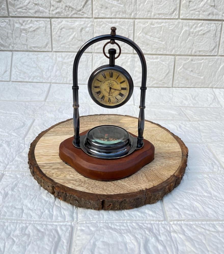 

Красивые старинные латунные настольные часы Настольные часы Антикварные морские часы из латуни M аэро