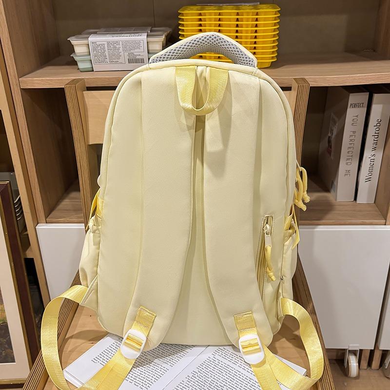 The new schoolbag is fresh and sweet, and the candy color is light and large-capacity make-up bag for junior high school students.