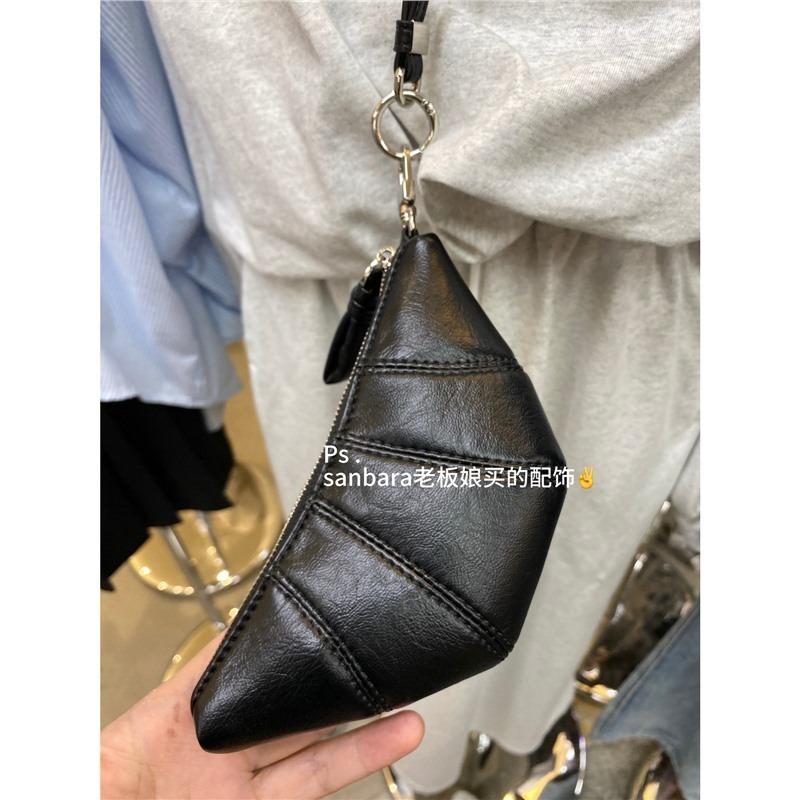 

Neck croissant bag women s soft leather clutch bag change dumpling bag 2 new lipstick cosmetic bag mini Standard чёрный