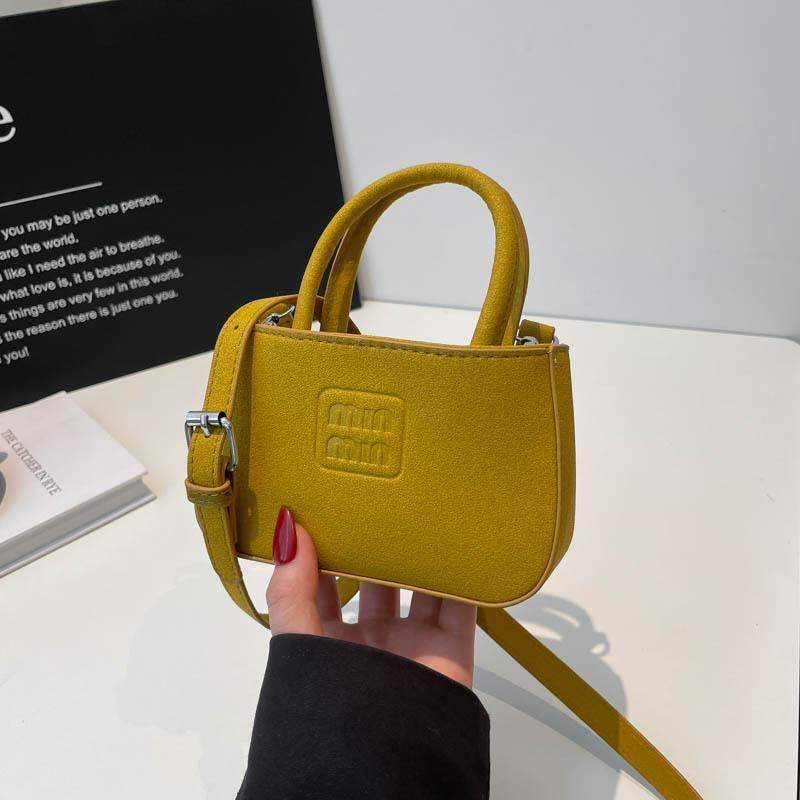 

Fashion shoulder bag women s bag 2025 autumn new retro niche portable small square bag commuter shoulder bag messenger bag жовтий