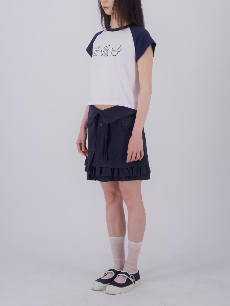 Loaegsyueol Little Forest Raglan T-Shirt