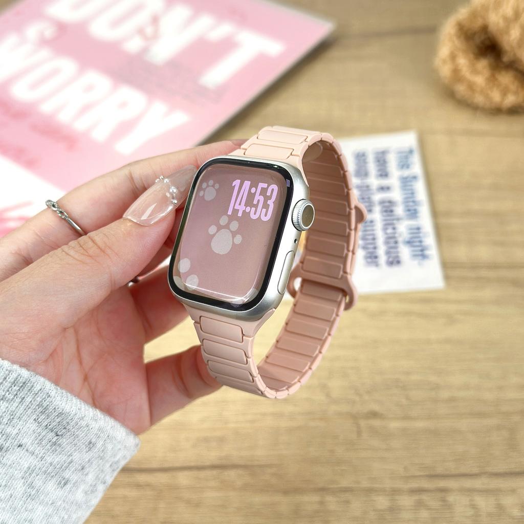 Magnetic Silicone Small Claws Strap for Apple Watch Bands Ultra 3 49mm 38mm 46mm 45mm 40mm 42mm 41mm Correa Bracelet iWatch 11 10 SE 9 8 7 6