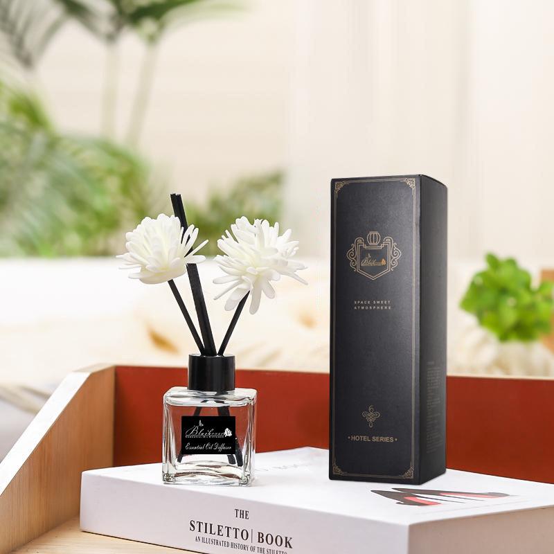 Flameless Aromatherapy Essential Oil Diffuser Air Freshener for Bedroom, Hotel, or Bathroom