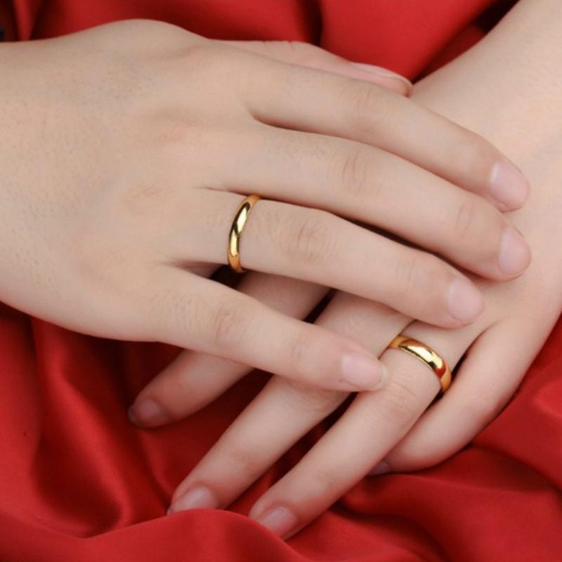 Bagues Simples en Acier Inoxydable de Haute Qualité Couleur Or pour Hommes Femmes Bague de Mariage Exclusive pour Couple Bijoux de Mode