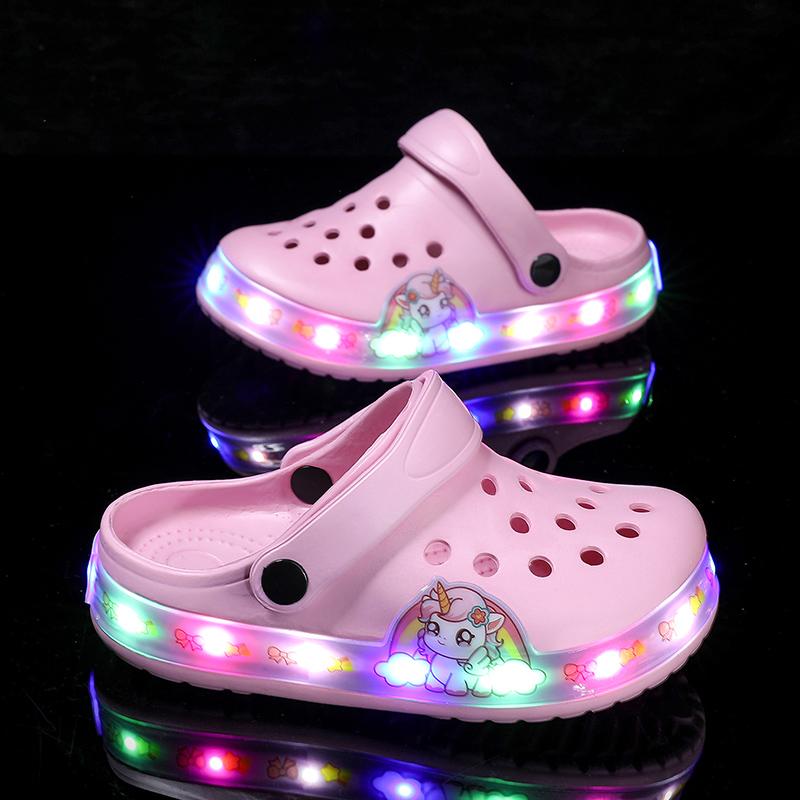 Summer Children Hole Sandals LED Lighted Flashing Light Shoes Boys Girls Beach Sandals Kids Garden Shoes Non-slip Sneakers New