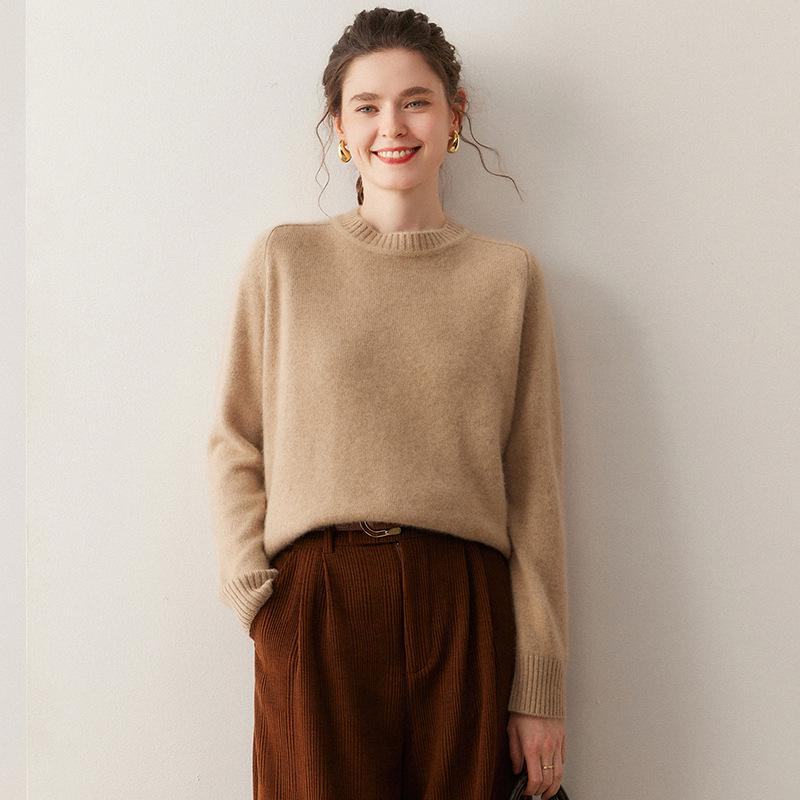 Women's Cashmere Sweater - Round Neck, Solid Color, Comfortable Loose Fit, Saddle Shoulder Knit Base Layer for Autumn & Winter.