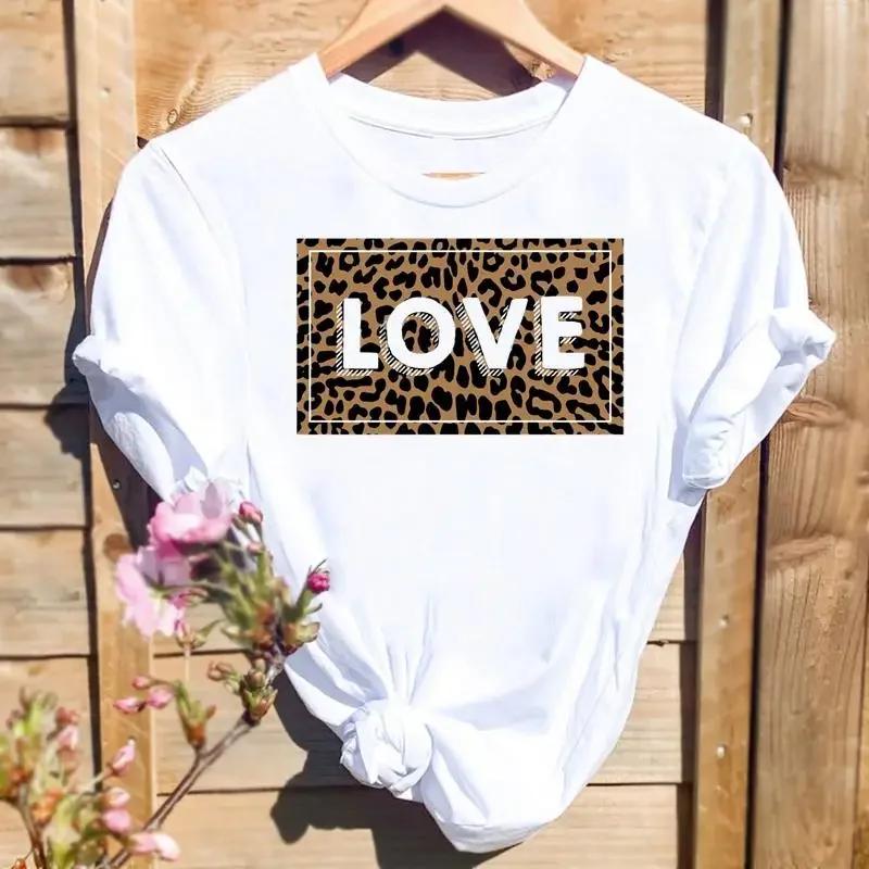 Ženy Tričká Leopard Love Heart Print Móda Grafika T Top Krátky rukáv 90. roky Roztomilé jarné letné tričko Dámske tričko s tričkom