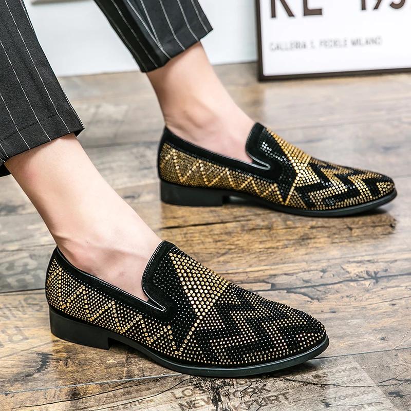 2025 NEW Pointed Toe Embroidery Rhinestone Flat Shoes For Men Male Wedding Dress Prom Homecoming Shoes Vestir Zapatos Hombre