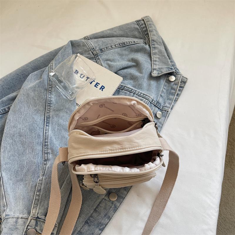 Women's Bag Lightweight Nylon Shoulder Crossbody Bag Mobile Phone Bag