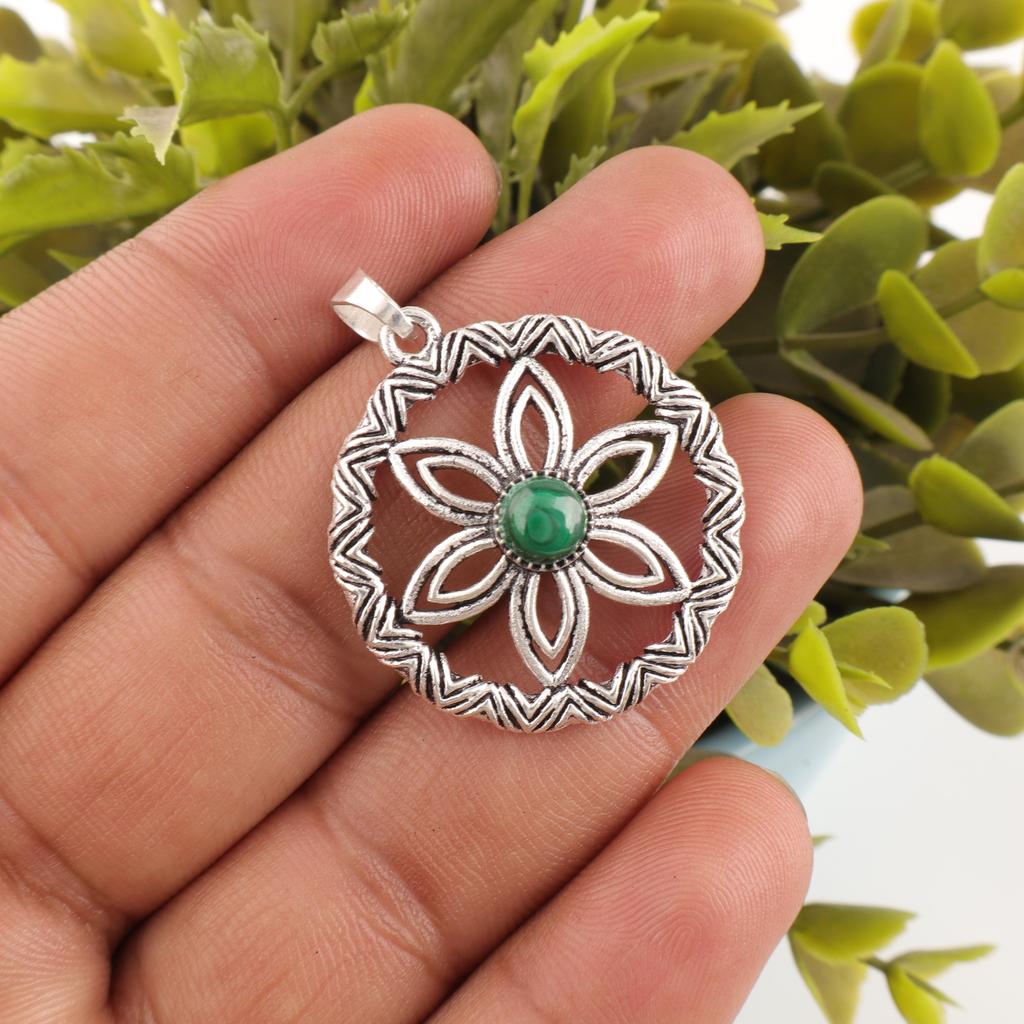 Malachite Pendant, 925 Sterling Silver Pendant Jewelry. Gift For Women Handmade Pendant Gemstone Jewelry