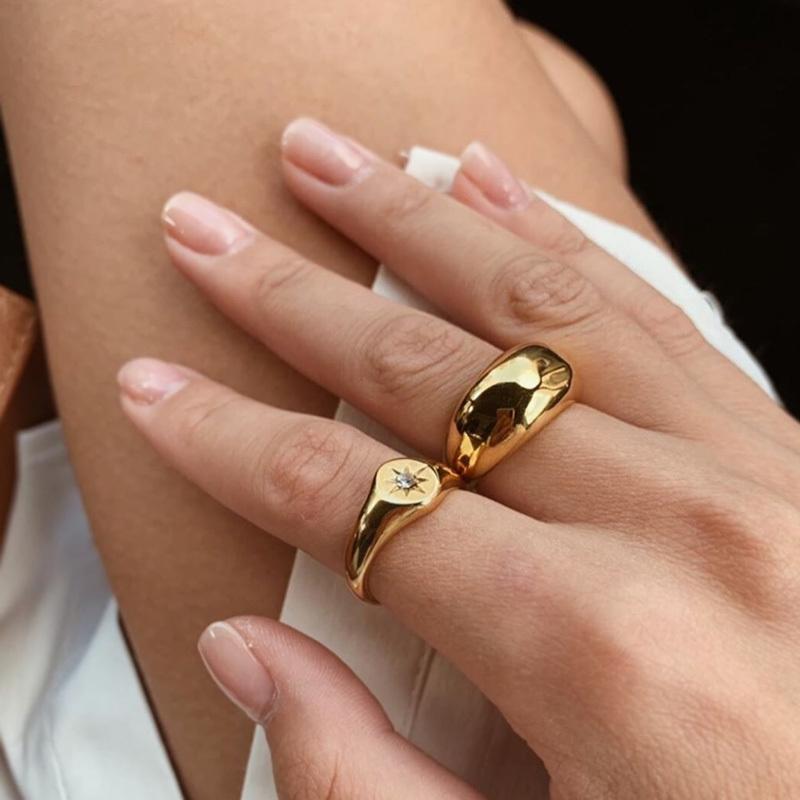Vnox Star Stamp Ring for Women, Gold Color Stainless Steel Signet Round Top Ring with AAA CZ Stone, Chic Minimalist Heavy Ring